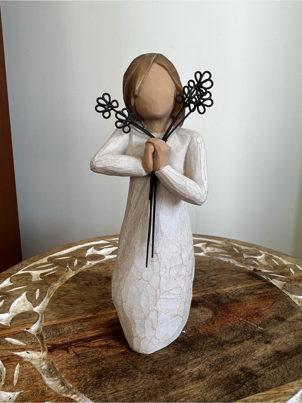 Willow Tree Friends White & Tan Figurine Holding Black Flowers